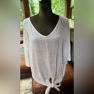 Yolly Women's White V-Neck Top - Made in Italy
